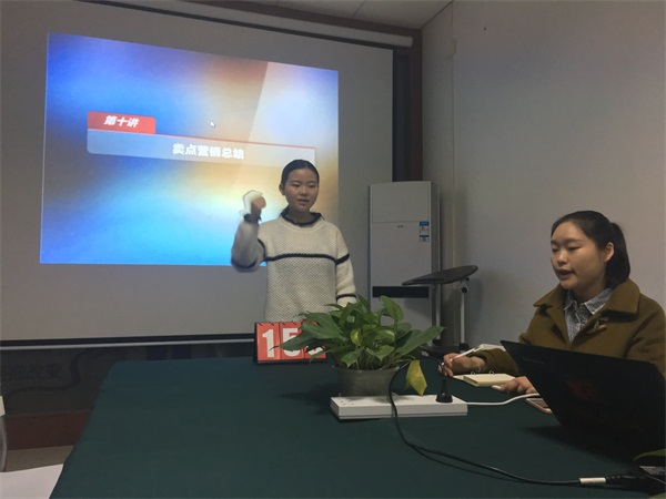 瓜瓜早課堂(156)-團(tuán)隊(duì)/客戶/產(chǎn)品見證的賣點(diǎn)營銷總結(jié) 瓜瓜早課堂(156)-團(tuán)隊(duì)/客戶/產(chǎn)品見證的賣點(diǎn)營銷總結(jié)