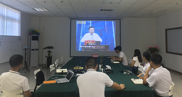 紅瓜子_瓜瓜早課堂(238)-別在客戶穿上外套的時(shí)候！去開空調(diào)